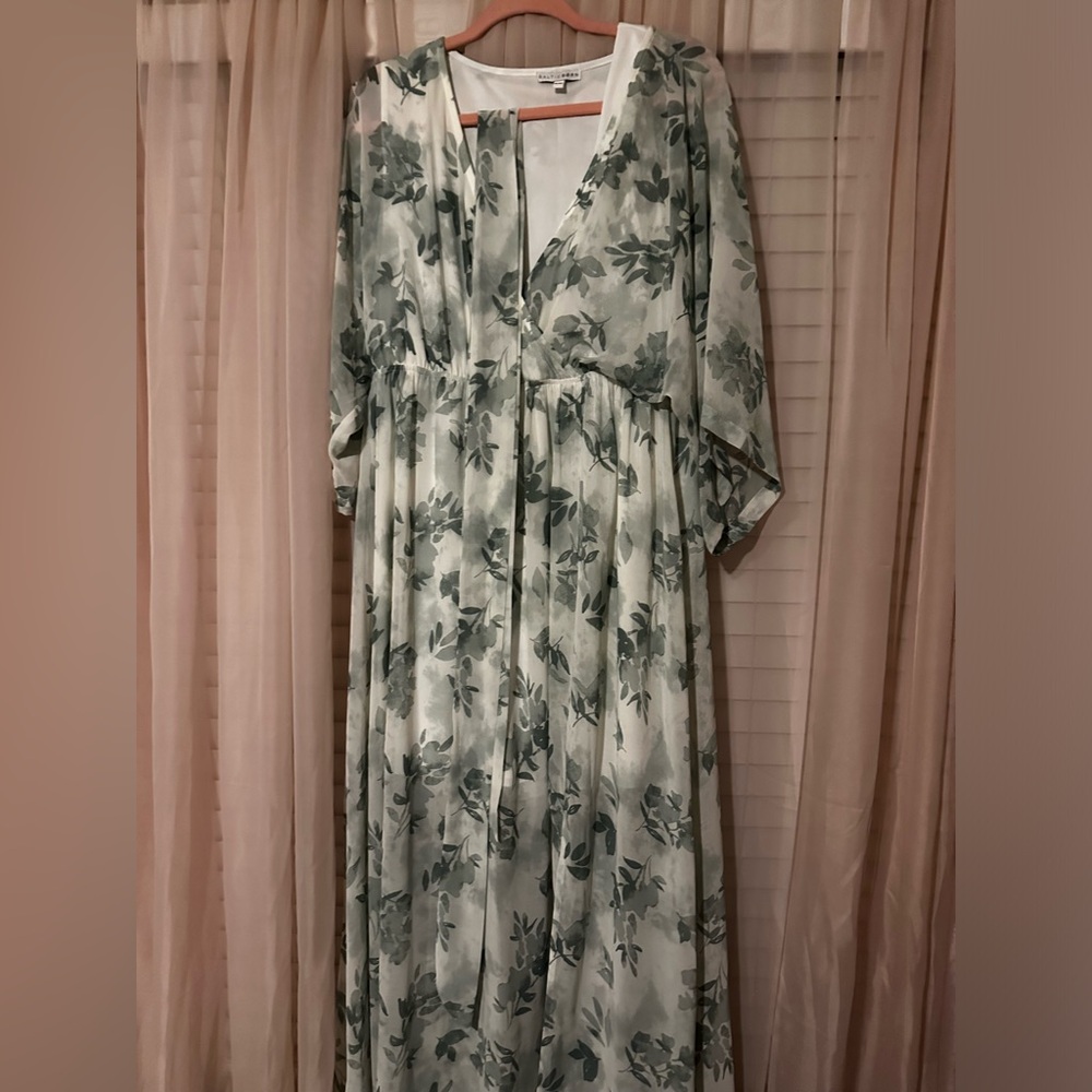 Baltic Born Dress - engagement or maternity shoot